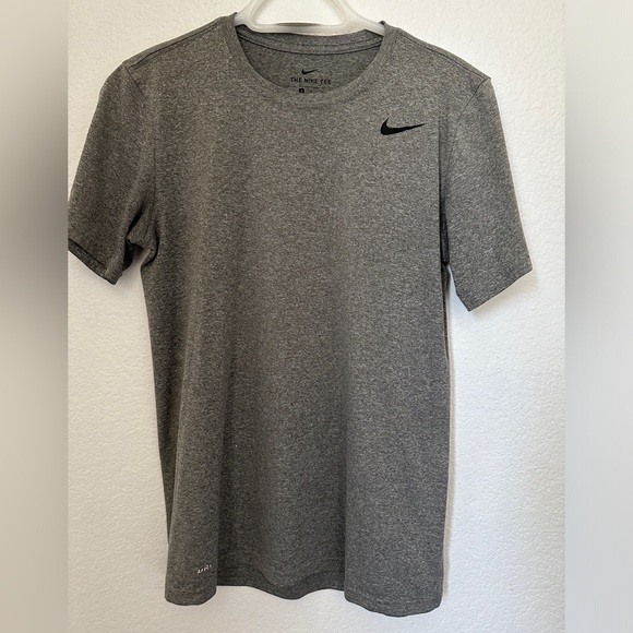 Bundle of 5 Men’s Nike Dri Fit Tees All Size Small - Picture 2 of 16